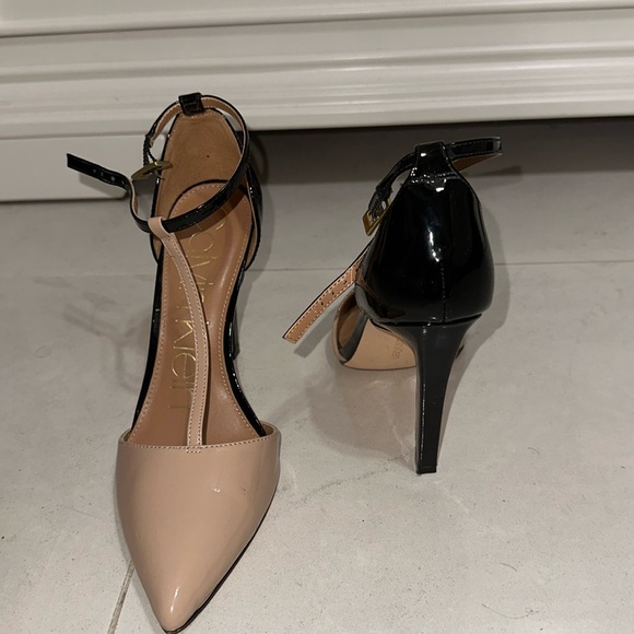 Half Nude Half Black Calvin Klein Pumps - Picture 2 of 7